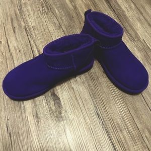 NEW without box UGG Classic Ultra Mini Boot Purple Sz 8 Never Worn Orig $140
